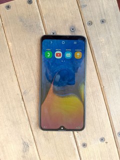 A10, 32GB, kamera yomon holatda