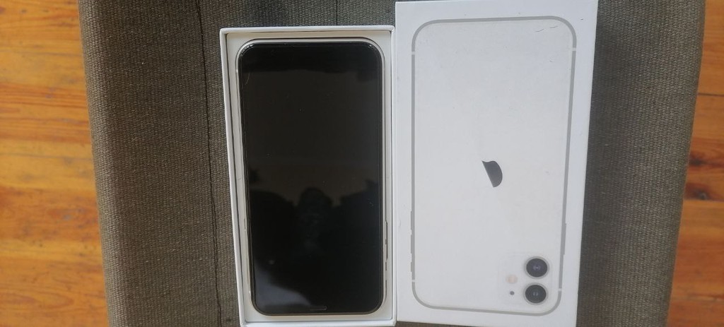iPhone 11 64GB, ideal holat image 4