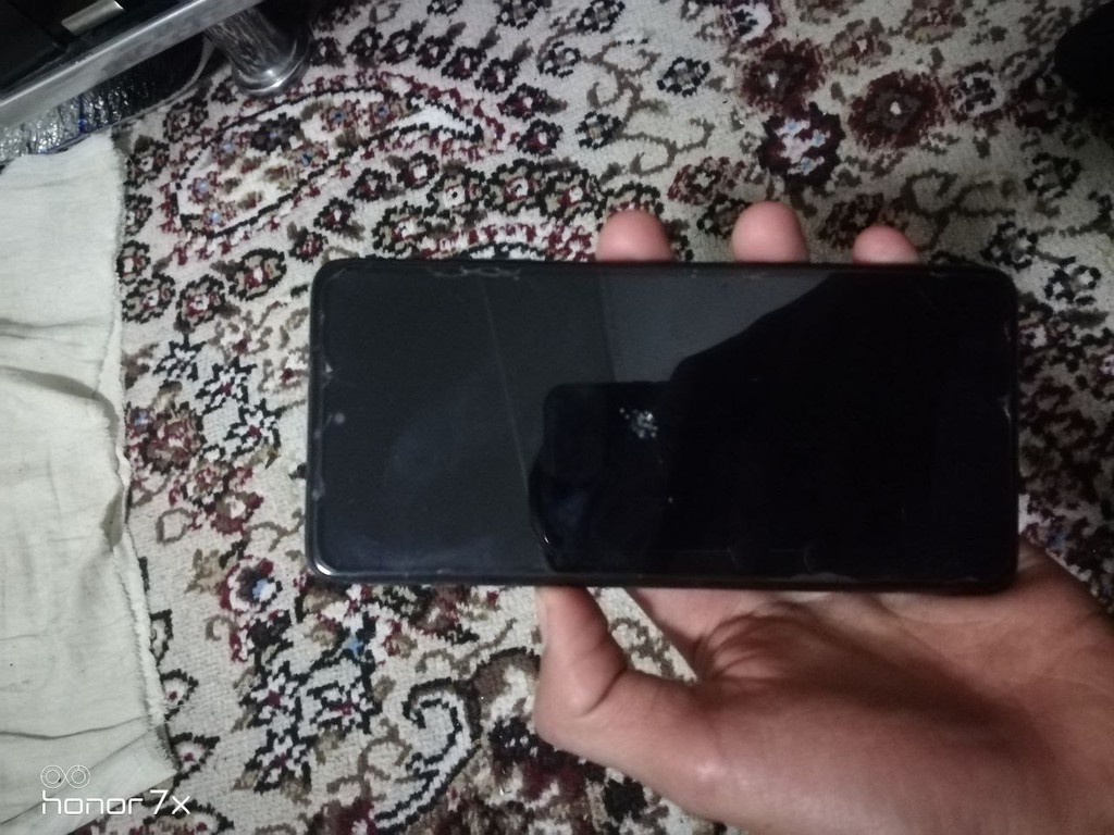 POCO X3 Gaming telefon, 128GB, 64MP kamera, 60 FPS PUBG image 1