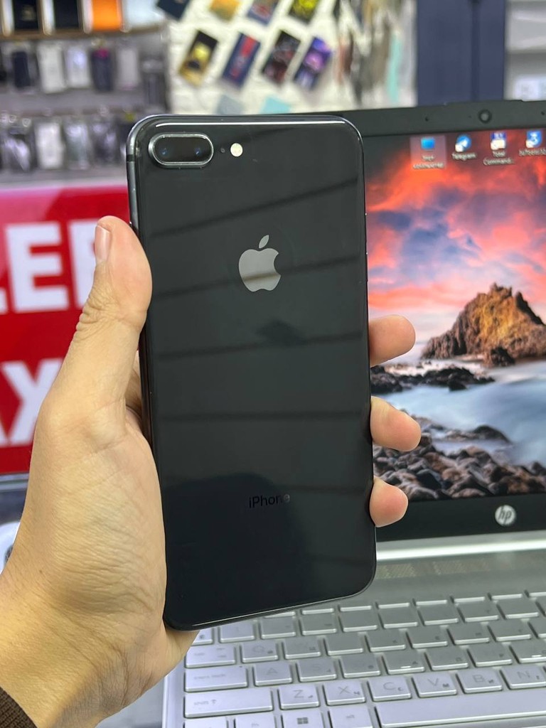 iPhone 8 Plus 256GB — Face ID, 80% zaryad, ideal holat image 1