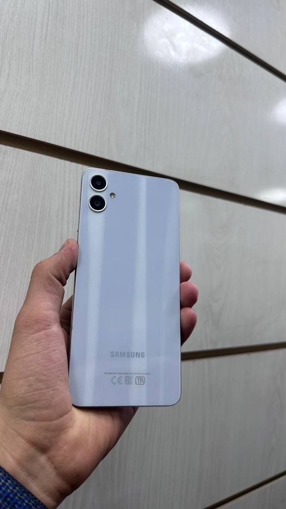 Samsung A05 - 128GB, 7 kun garantiya, rangi foto bo'yicha image 1