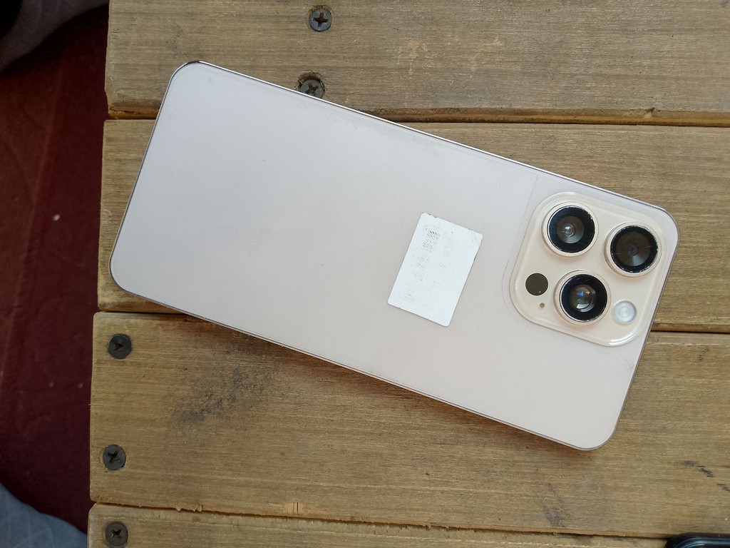 iPhone 16, 512 GB, taxminiy 600 daqiqa batareya image 4