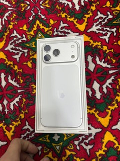 iPhone 17 Pro Max 256 GB - Silver, NEW, Full box