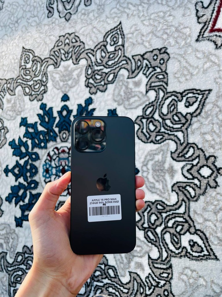 Apple iPhone 16 Pro Max 256GB - 94% batt, eSIM, Black Titanium image 1