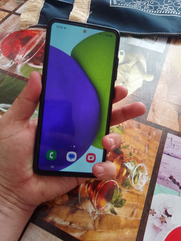 Samsung A52 128GB, 2 SIM, otpechatka, kameralar tiniq image 1