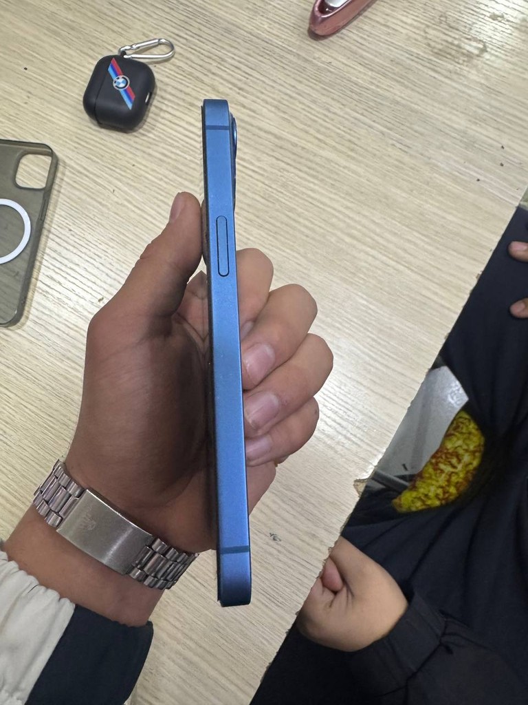 iPhone 13 128GB - Ideal image 2