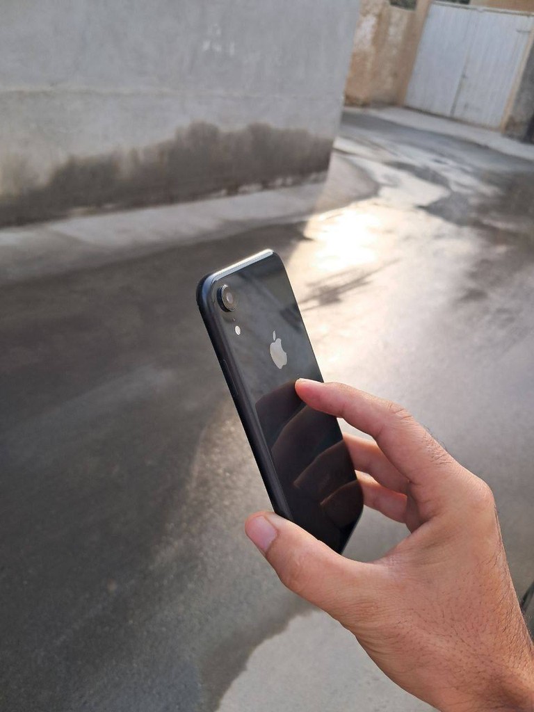 iPhone XR, 64 GB, zo'r holatda image 3