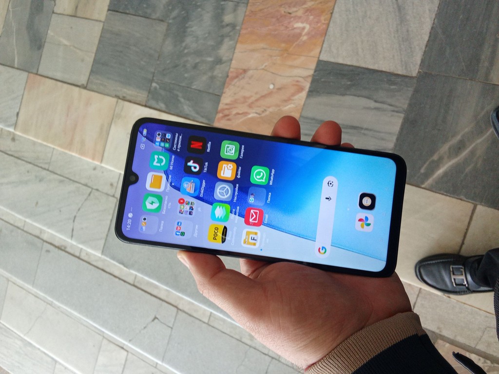 Poco C75, 256GB, yaxshi holat, yaxshi kamera image 2