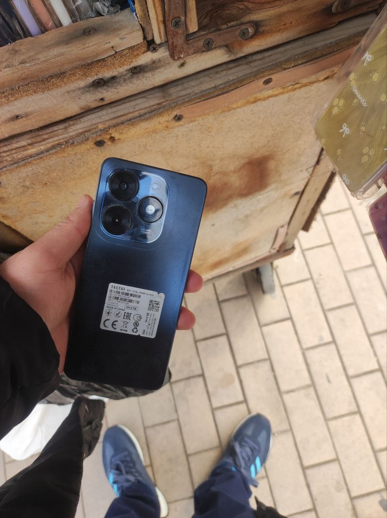 Tecno Spark Go 64GB, sensorida bitta nuqson bor image 3