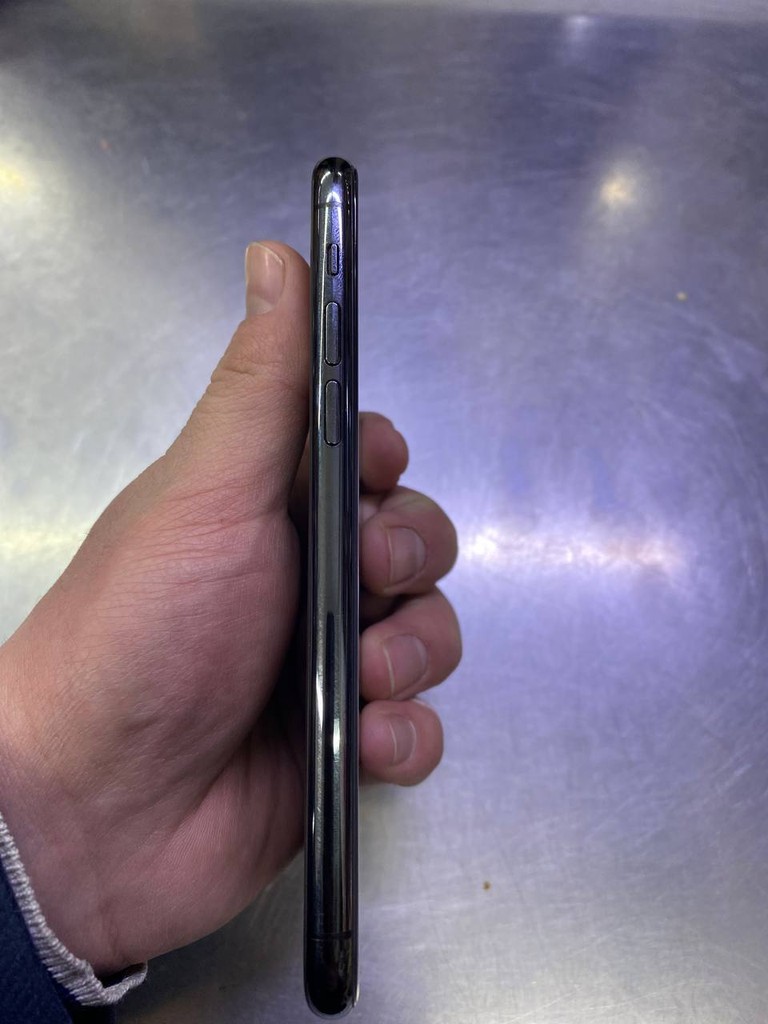 iPhone 11 Pro 64GB - Qora image 3