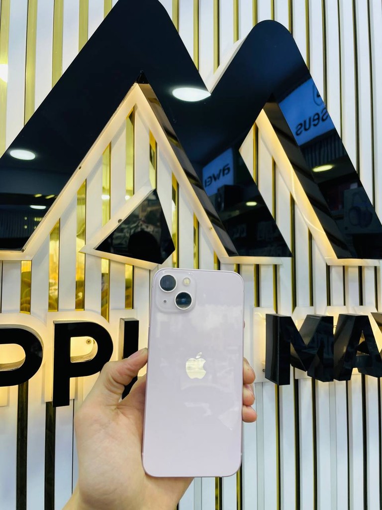 iPhone 13 128GB Pink image 1