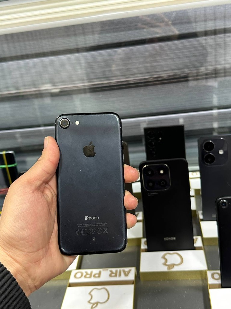 iPhone 7, 32 GB, Yaxshi holatda image 2