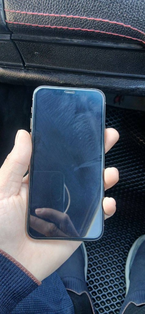 iPhone 11 Pro 64GB - Yellow, LIKE_NEW image 3