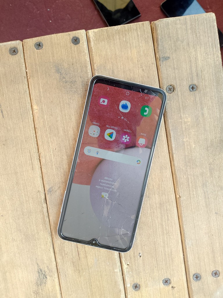 A13 telefon, 32GB, 400min suhbat, sensor singan, ishlayotgan image 2