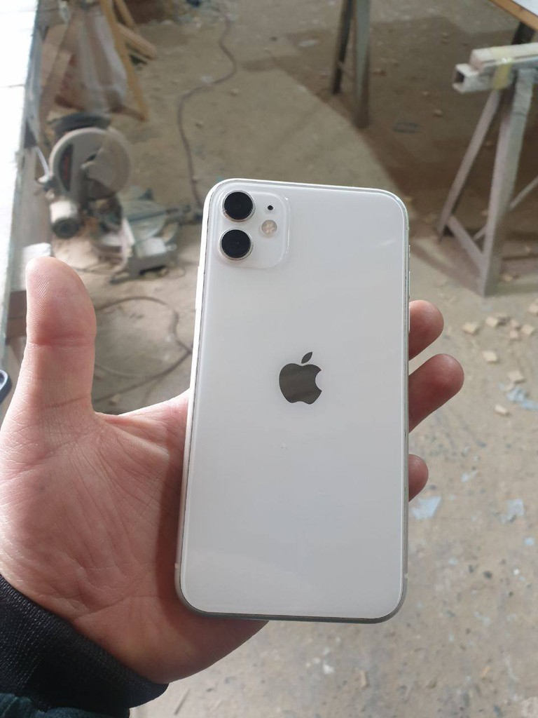 iPhone 11 64GB, Face ID ishlaydi, oq rang image 2