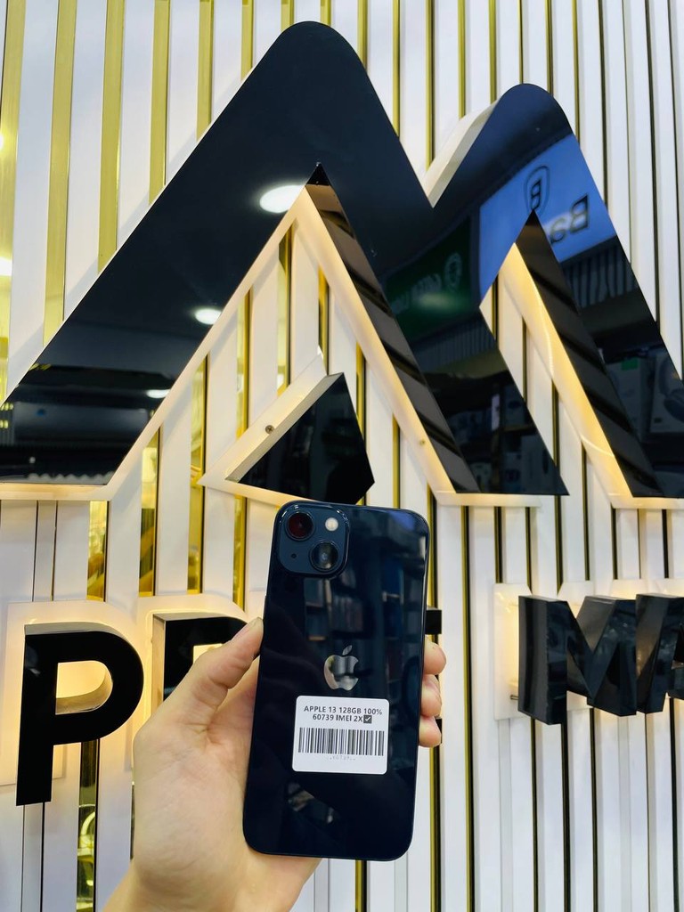 iPhone 13 128GB - MIDNIGHT, 100% bateriya, 45 sikl, eSIM image 1