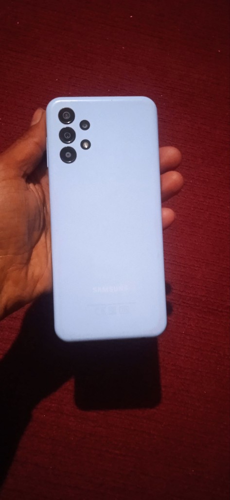 Samsung A13 32GB, ishlaydi, IMEI toza, holati yaxshi image 3
