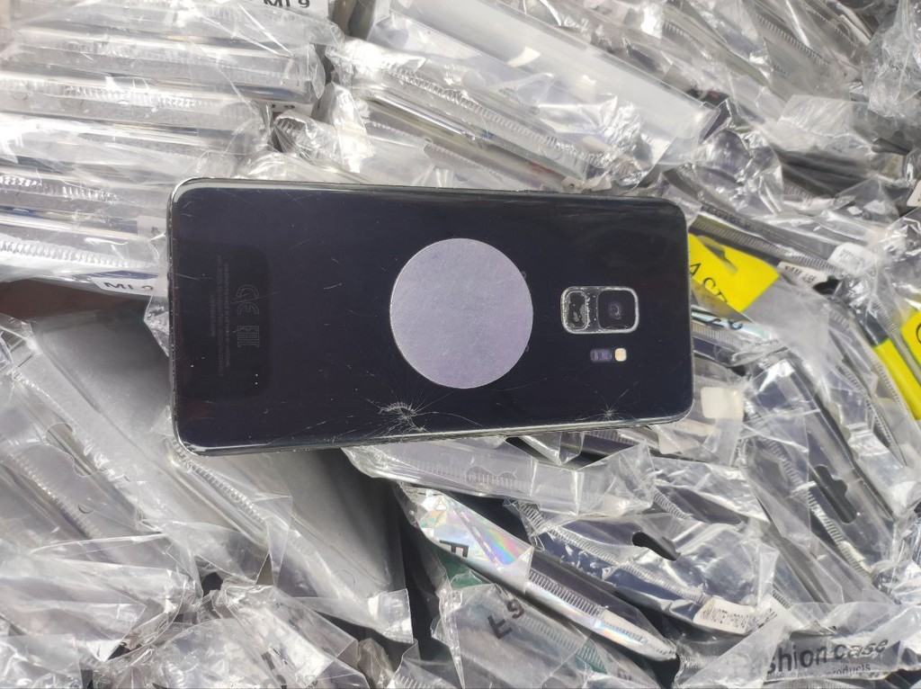 Samsung Galaxy S9 64GB, 2 SIM, orqa barmoq izi skaneri singan, kamera yaxshi image 1