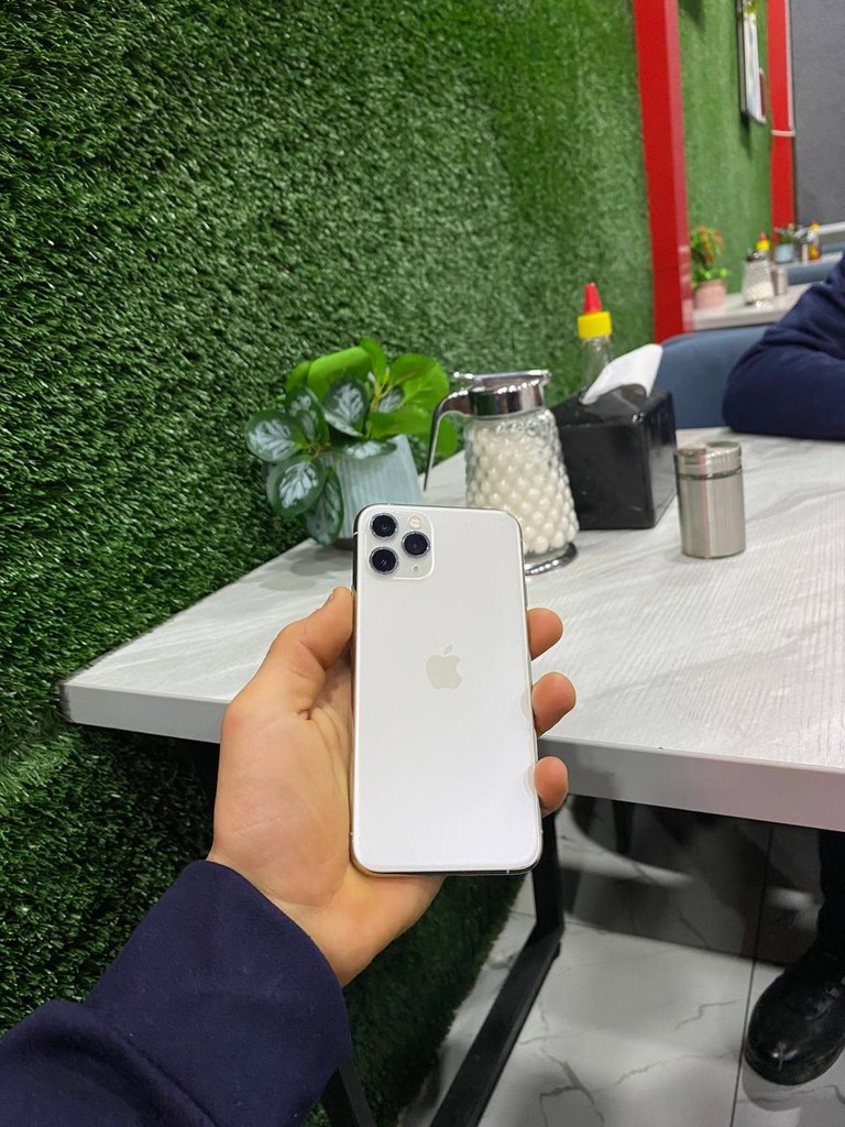 iPhone 11 Pro 256GB - USED image 1