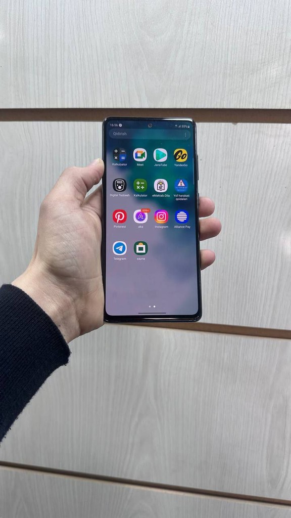 Samsung S20 FE - 128GB, LIKE_NEW image 2