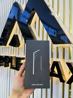 Samsung S25 Ultra - NEW, 12/256GB, 2 SIM, Black Titanium