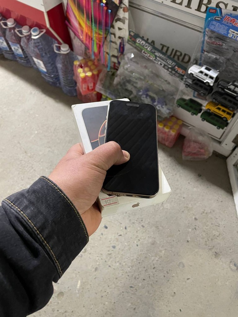 iPhone 16 Pro 256GB, 2 SIM, 90% battery, Region ZA/A — 760$ image 4