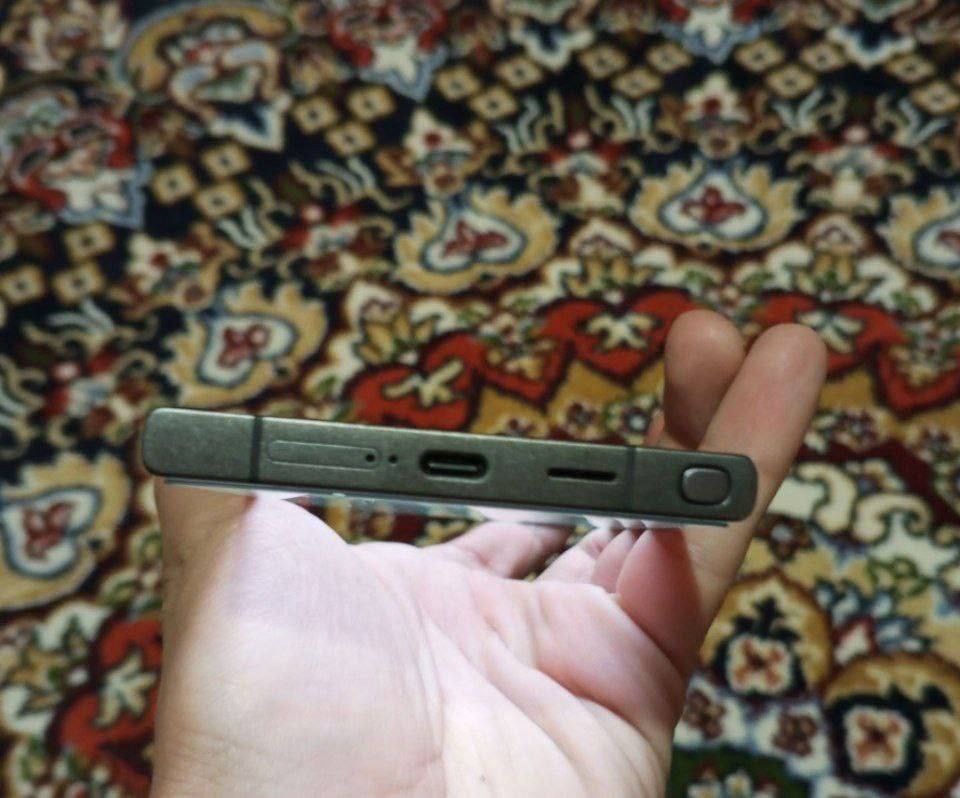 Samsung Galaxy S24 Ultra 5G Korea - 256GB, Black image 3