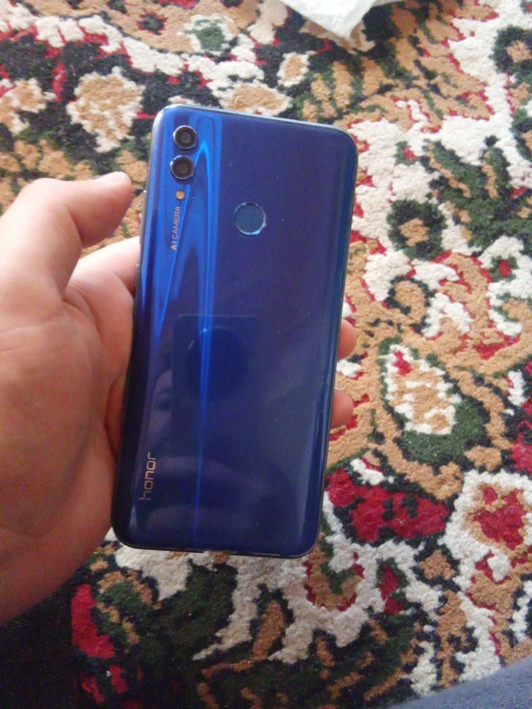 Honor 10 Lite, 32GB, ekranida kichik singan joy bor image 4