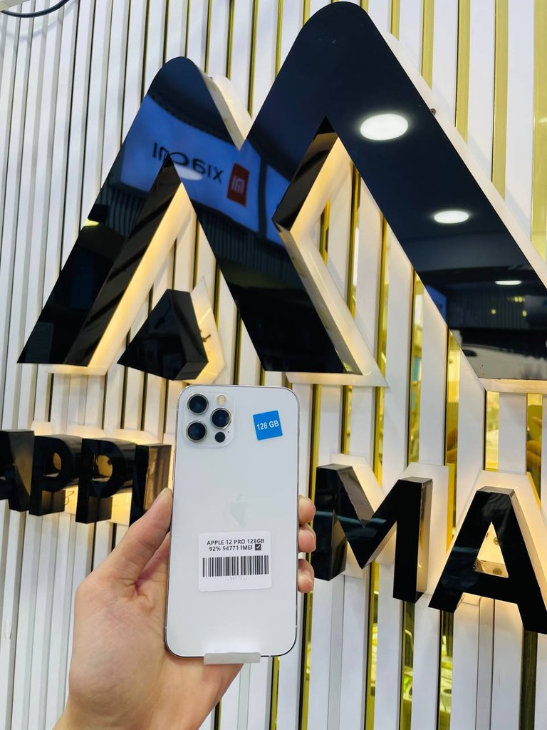 Apple iPhone 12 Pro 128GB White LL/A - LIKE NEW image 1