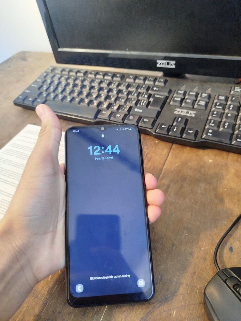 A04 4GB RAM, 64GB image 1