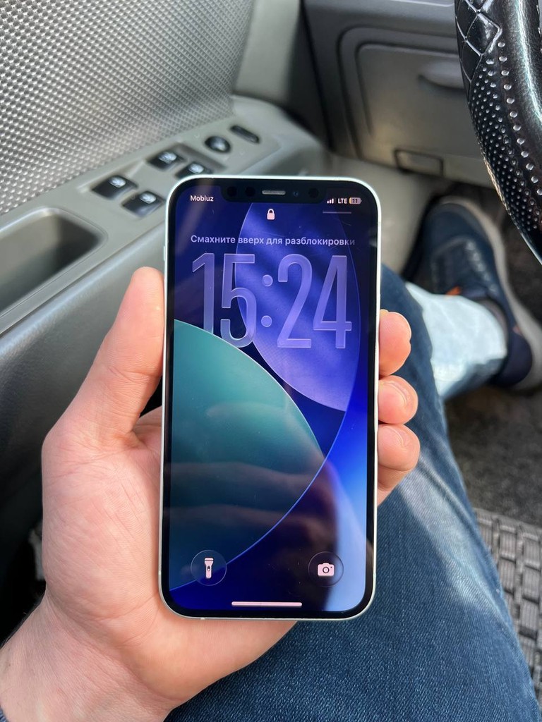 iPhone 12 - 64GB - NEW image 2