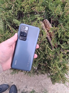 Redmi 10 128GB — sensor shikastlangan, ishlaydi