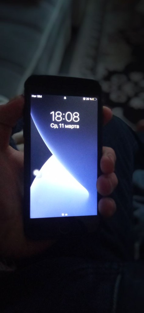 iPhone 7 - ishlamaydi, obmen mavjud, narx 550 ming image 3