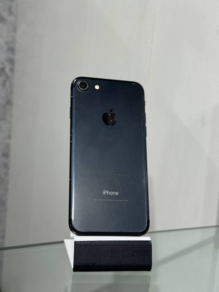 iPhone 7, 32GB, Yaxshi holatda image 1