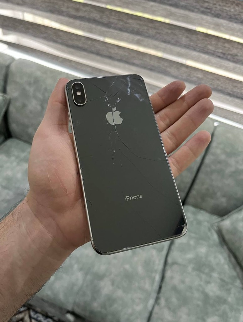 iPhone Xs Max 64GB - gray, USED, passport copy image 3
