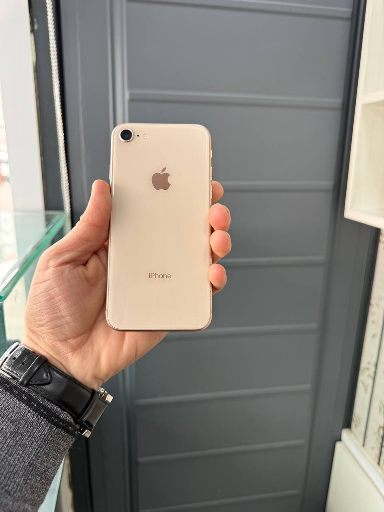 iPhone 8 64GB - NEW image 2