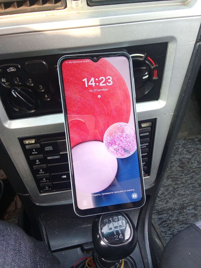 A13 chipli telefon - 32GB xotira, 480min batareya, ishlaydi image 4