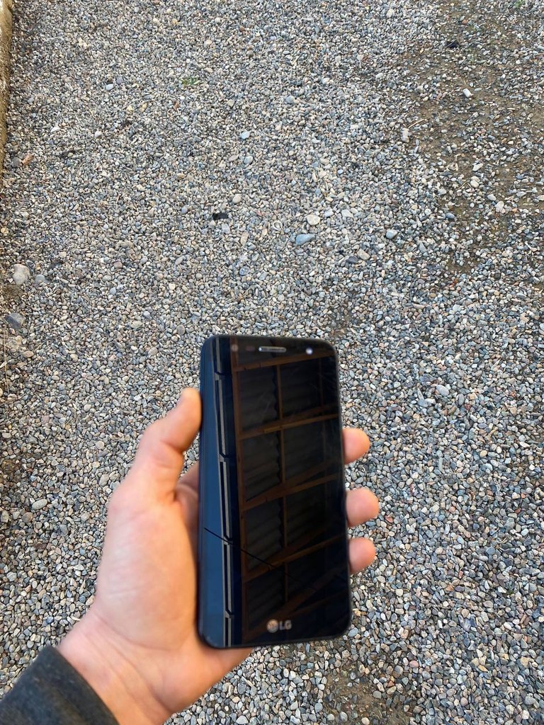 LG X5, 32GB, ishlaydi image 1