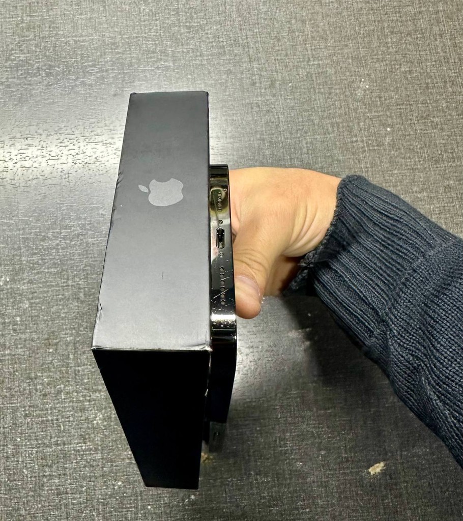 iPhone 13 Pro Max 128GB, Black, USED image 2