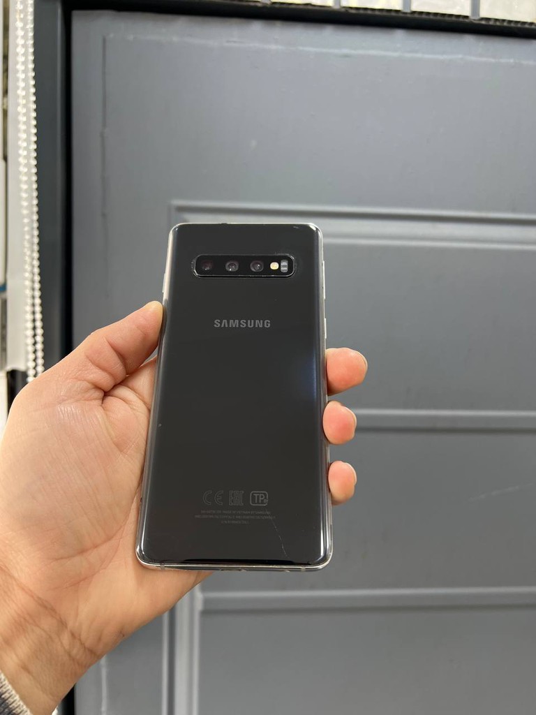 Samsung S10 - 8/128GB, kichik dazi bor image 2