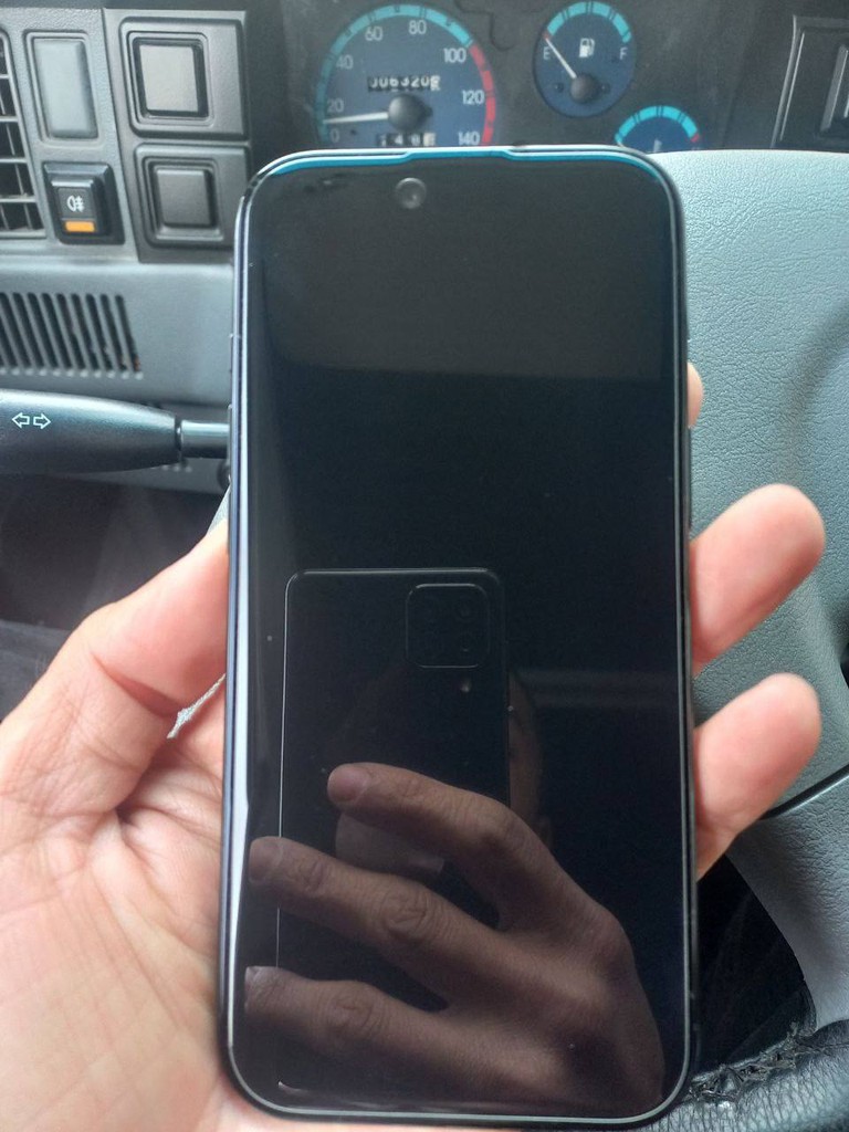 iPhone Air - 256GB image 2