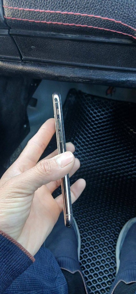 iPhone 11 Pro 64GB - Yellow, LIKE_NEW image 2