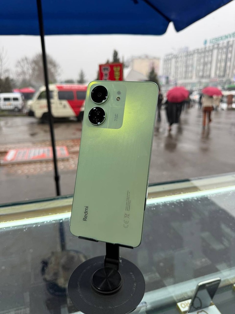 Redmi 13c — 8GB RAM / 256GB, 2 SIM, Box & docs image 2