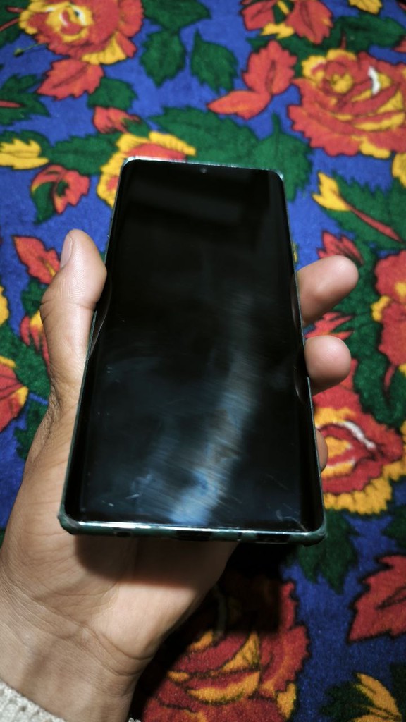 LG Velvet, 6GB RAM/128GB, 48MP kamera, 4K video, Yaxshi holatda image 4