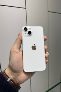 iPhone 13 128GB, 89% battery