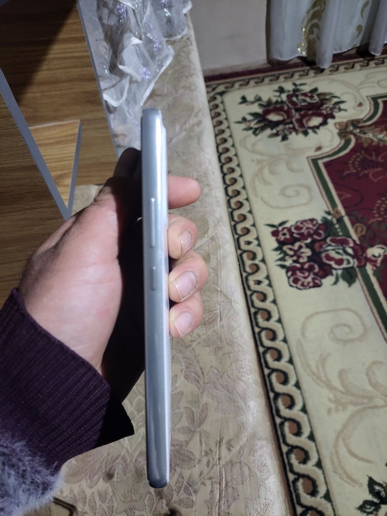 Samsung Galaxy A53 128GB/6GB - yaxshi holatda image 3