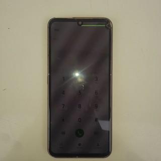 LG V60 8/128GB, ishlaydi tez, ekran krishka bor