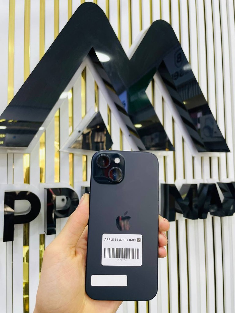 Apple iPhone 15 256GB BLACK - 81% batt, No box image 1