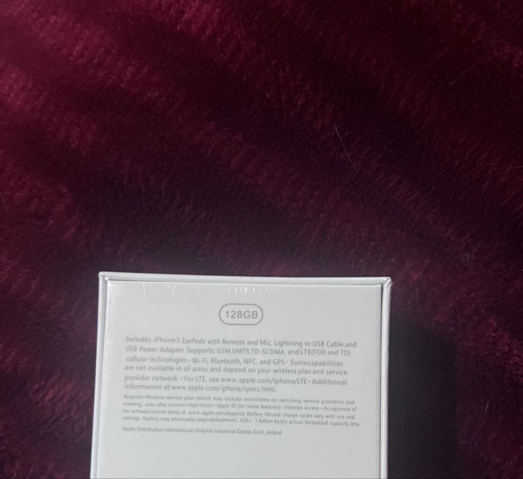 iPhone 7, gold, 128GB, batareya ishlamaydi image 2