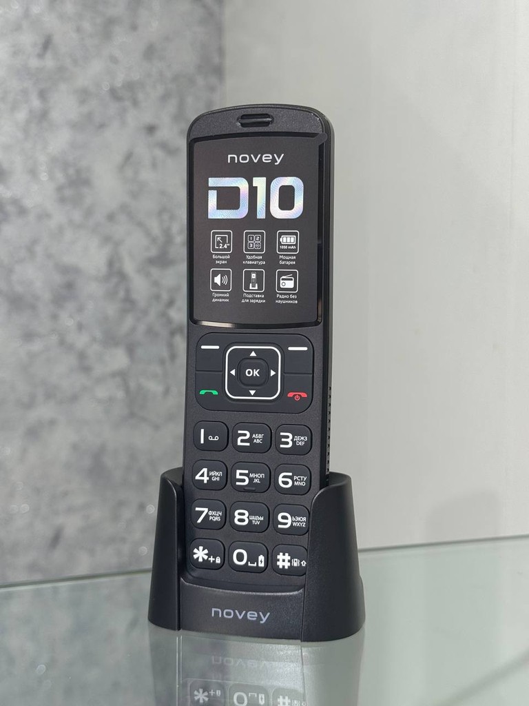 Novey D10 - LIKE_NEW, UNLOCKED image 1